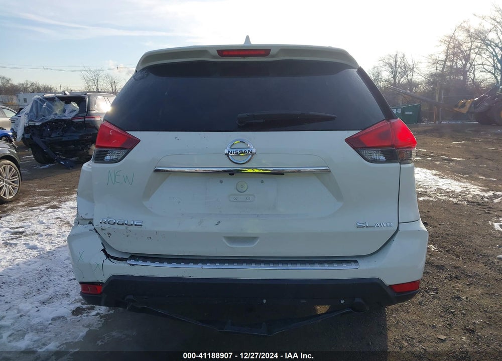 2018 NISSAN ROGUE SL VIN: JN8AT2MV3JW346088
