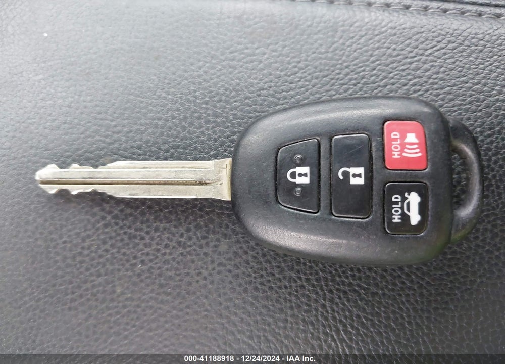 2015 TOYOTA COROLLA VIN: 5YFBURHE5FP256201
