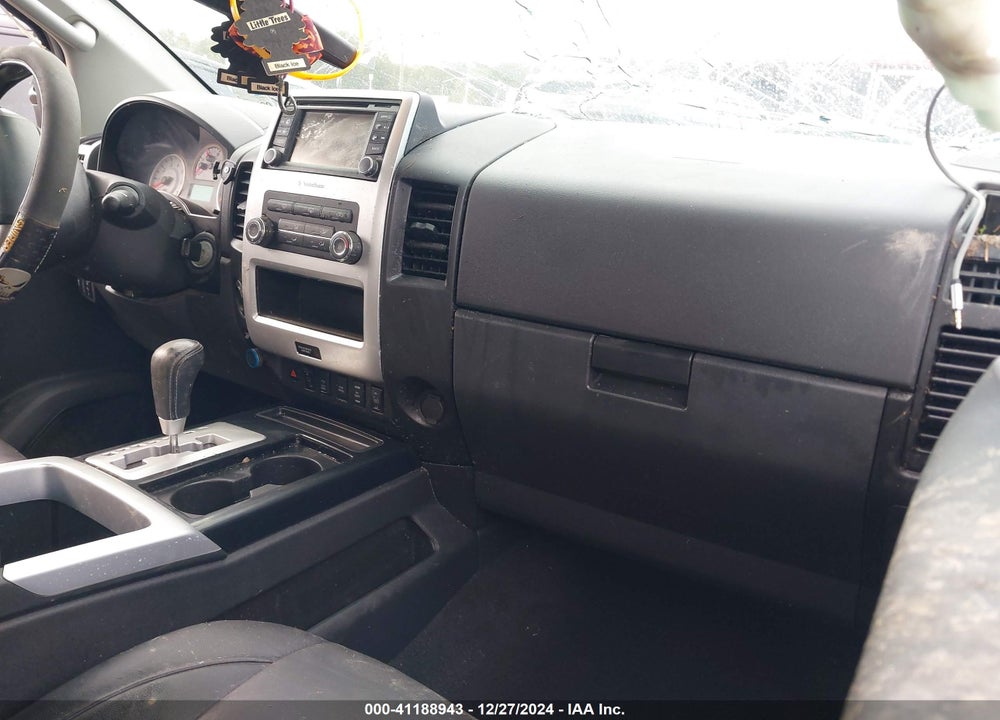 2015 NISSAN TITAN VIN: 1N6BA0EC0FN513590