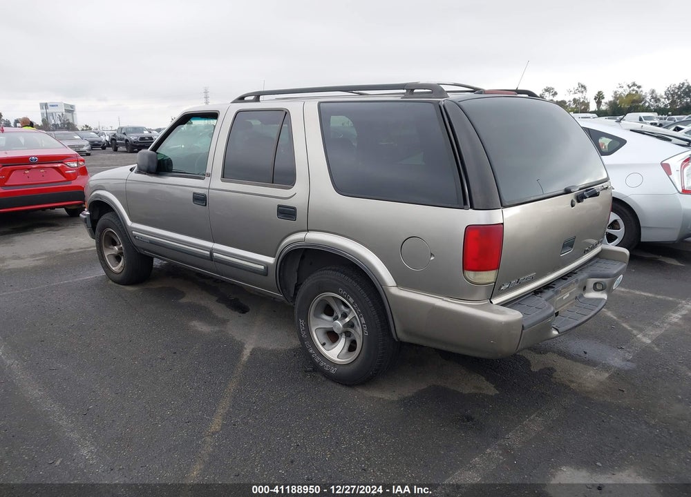 2001 CHEVROLET BLAZER LT VIN: 1GNCS13W312125925