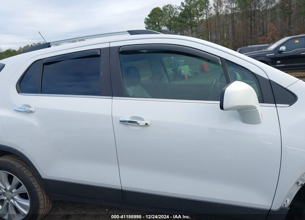 2018 CHEVROLET TRAX PREMIER VIN: 3GNCJMSB1JL216371