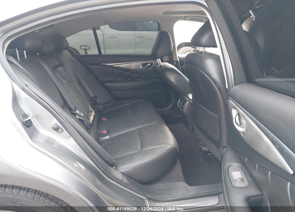 2017 INFINITI Q50 VIN: JN1EV7AP9HM735076
