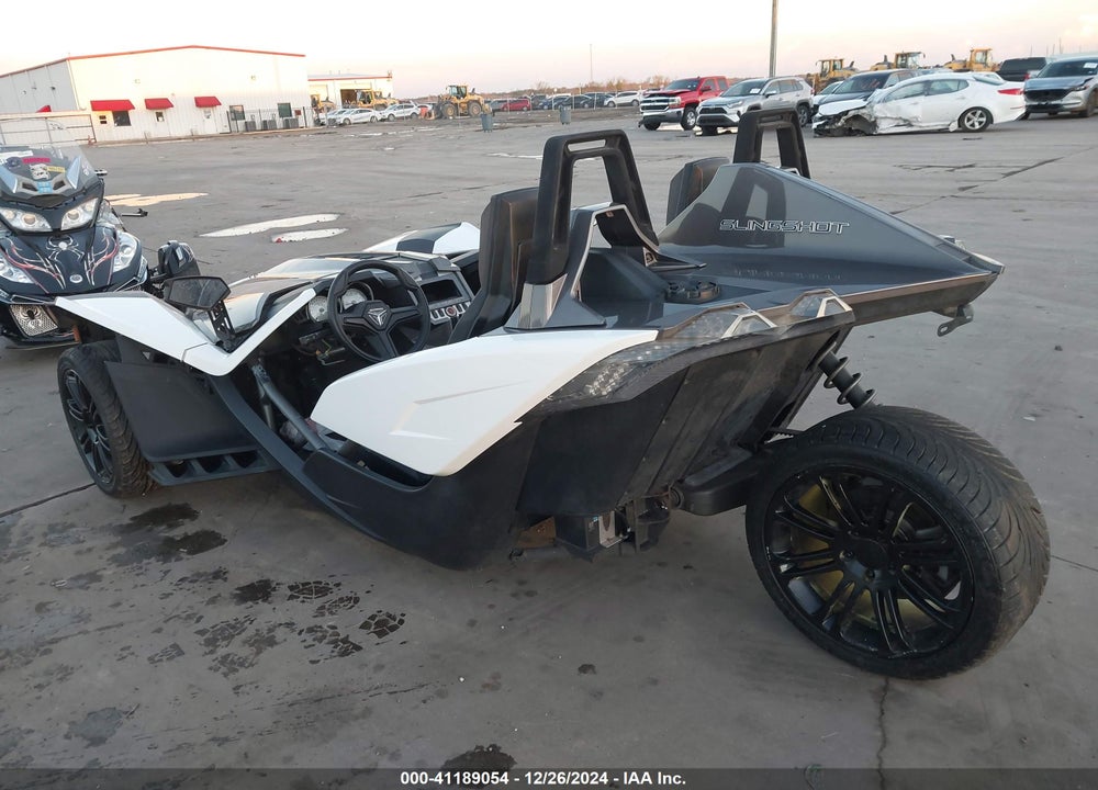2016 POLARIS SLINGSHOT VIN: 57XAASFA0G5112038