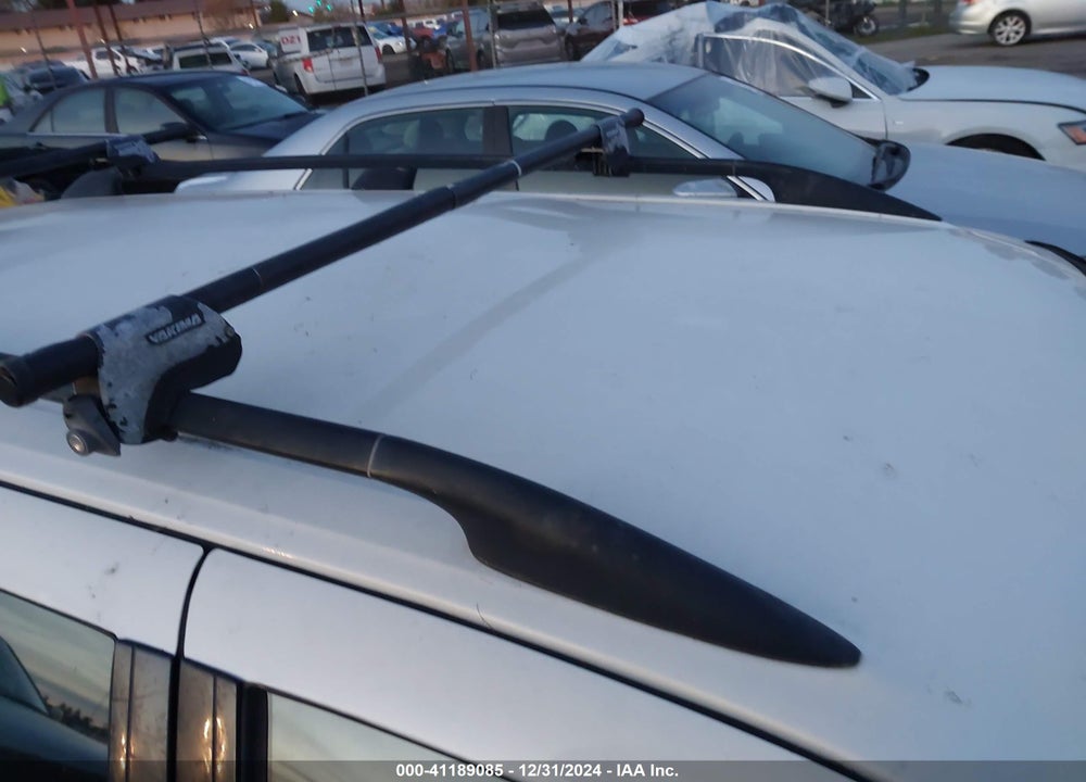 2001 SATURN LW300 VIN: 1G8JW82R81Y540576