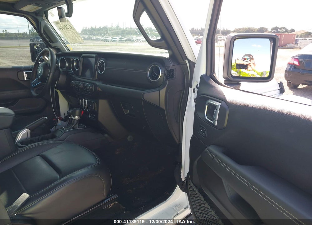2023 JEEP WRANGLER 4XE SAHARA 4X4 VIN: 1C4JJXP60PW552979