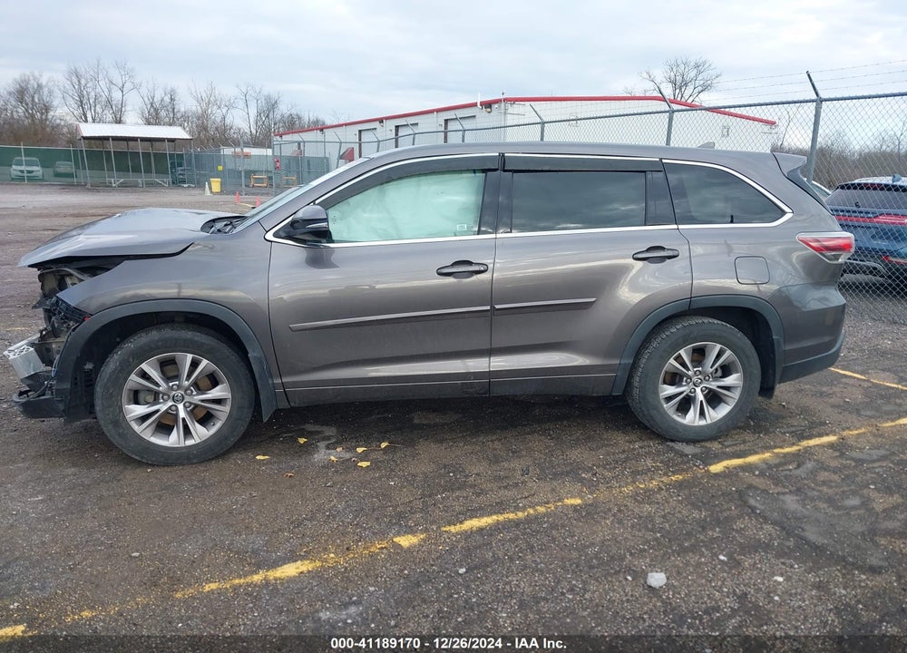 2016 TOYOTA HIGHLANDER LE PLUS V6 VIN: 5TDBKRFH2GS352654