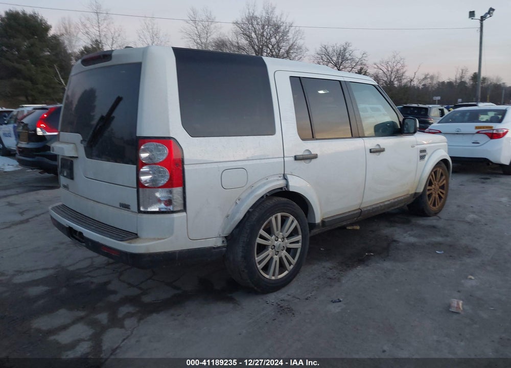 2011 LAND ROVER LR4 VIN: SALAG2D41BA572578