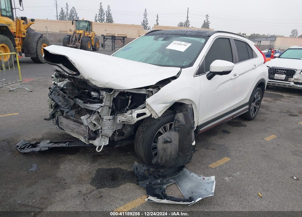 2018 MITSUBISHI ECLIPSE CROSS SEL VIN: JA4AT5AA8JZ061331