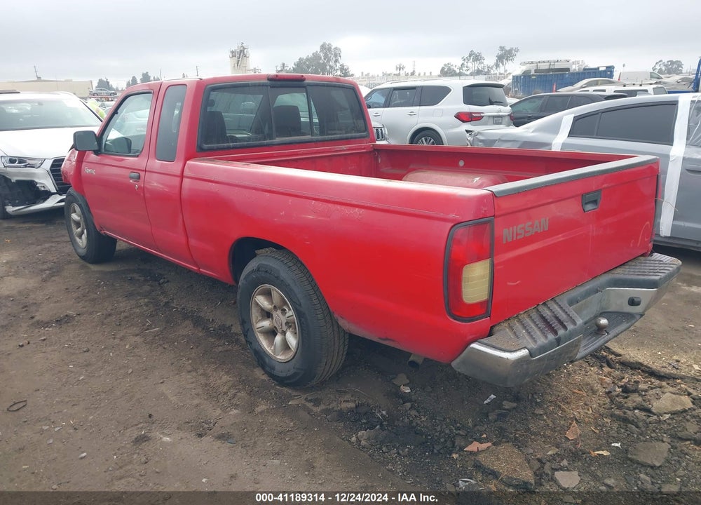 2000 NISSAN FRONTIER XE VIN: 1N6DD26S1YC422859