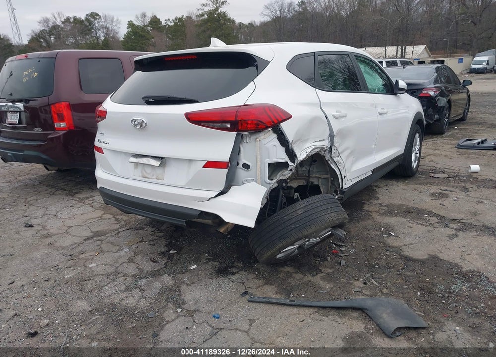 2021 HYUNDAI TUCSON SE VIN: KM8J23A42MU328189