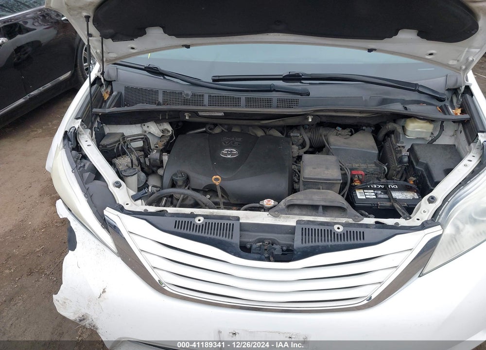 2017 TOYOTA SIENNA LE 8 PASSENGER VIN: 5TDKZ3DC6HS863138