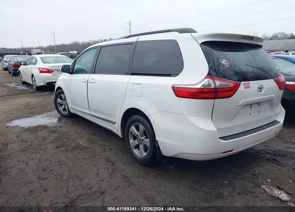 2017 TOYOTA SIENNA LE 8 PASSENGER VIN: 5TDKZ3DC6HS863138