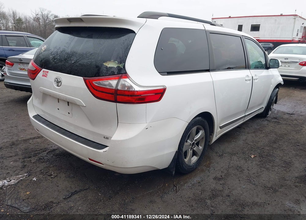 2017 TOYOTA SIENNA LE 8 PASSENGER VIN: 5TDKZ3DC6HS863138