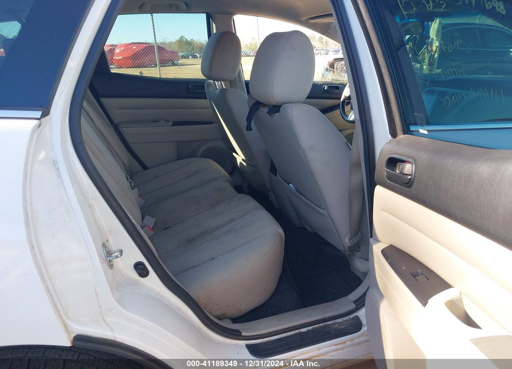 2011 MAZDA CX-7 I SPORT VIN: JM3ER2B54B0359698