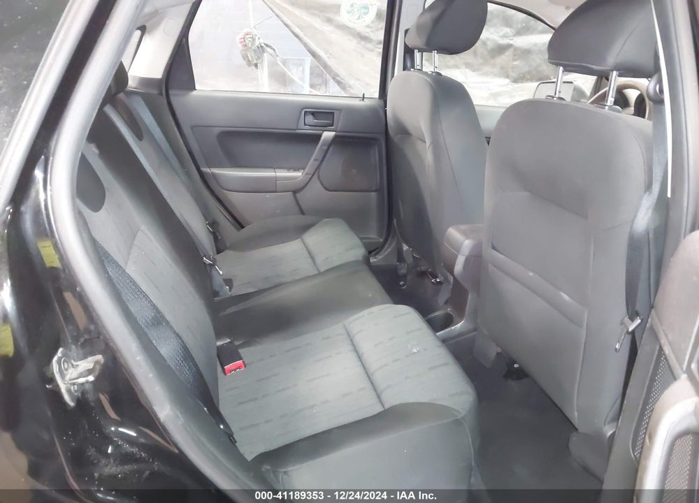 2009 FORD FOCUS VIN: 1FAHP35N39W130035