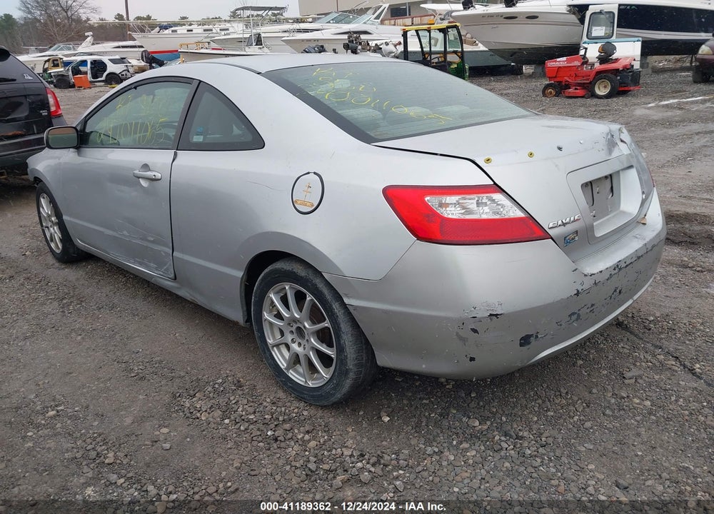 2008 HONDA CIVIC VIN: 2HGFG12648H526198
