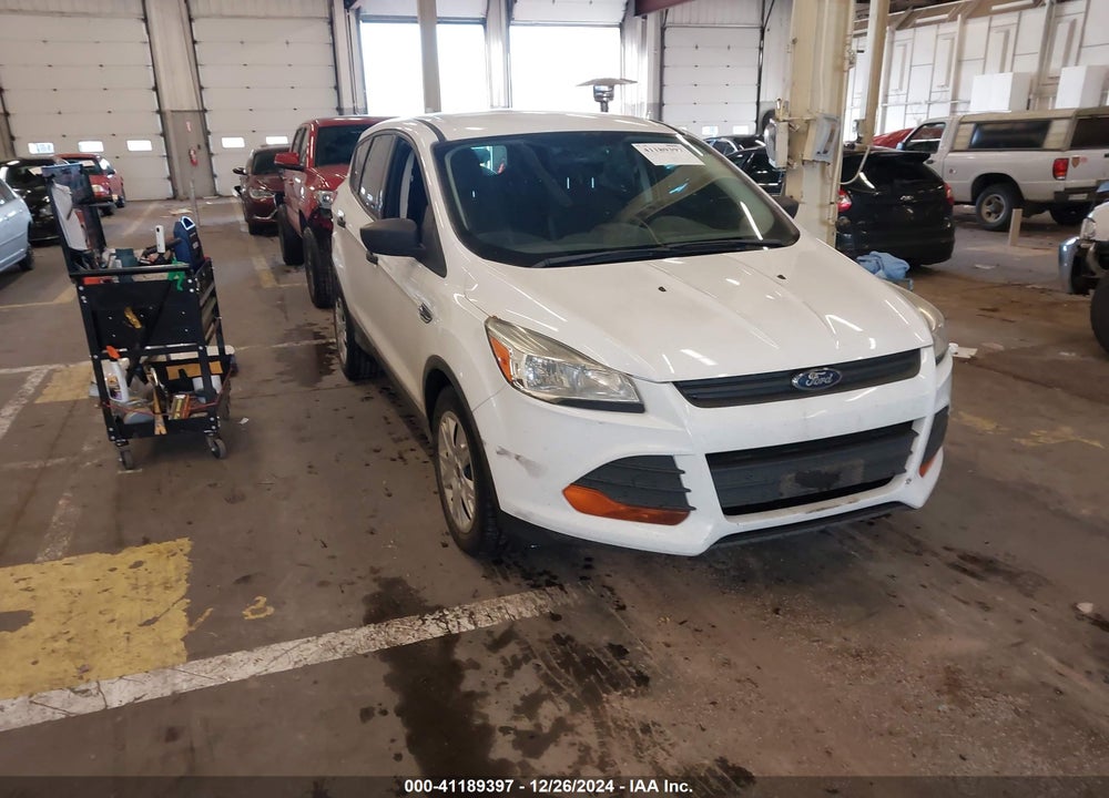 2014 FORD ESCAPE S VIN: 1FMCU0F7XEUD09427