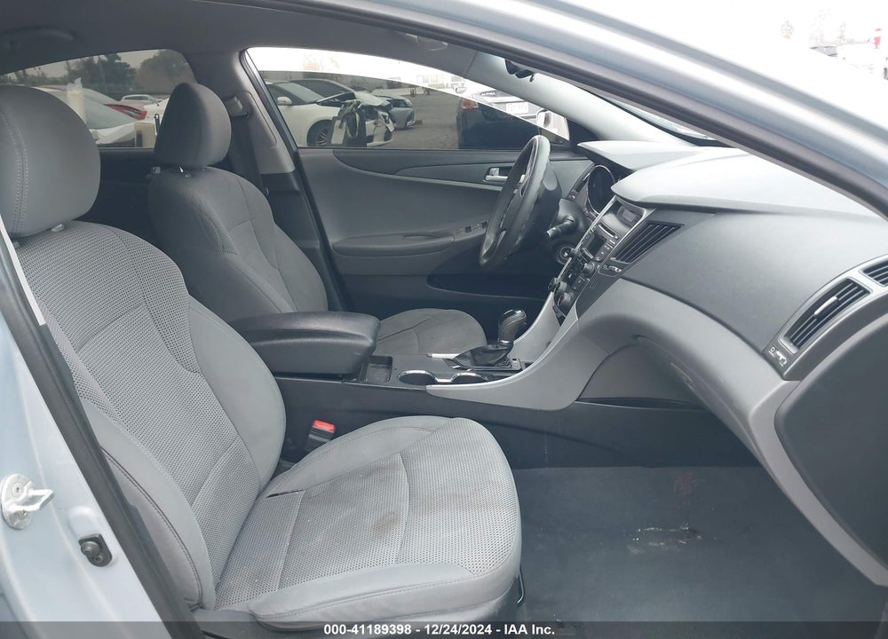 2014 HYUNDAI SONATA GLS VIN: 5NPEB4ACXEH842077