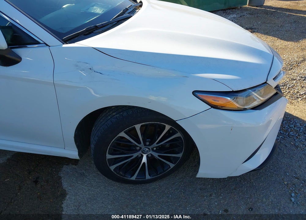 2018 TOYOTA CAMRY VIN: 4T1B11HK5JU532707