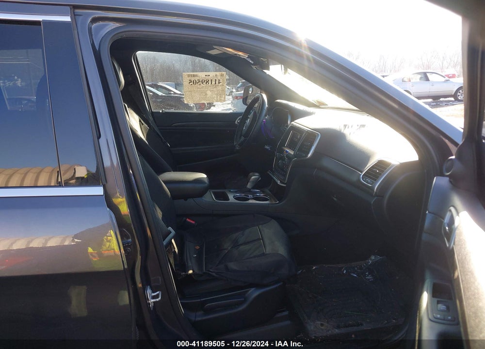 2018 JEEP GRAND CHEROKEE LAREDO E 4X4 VIN: 1C4RJFAG1JC507475