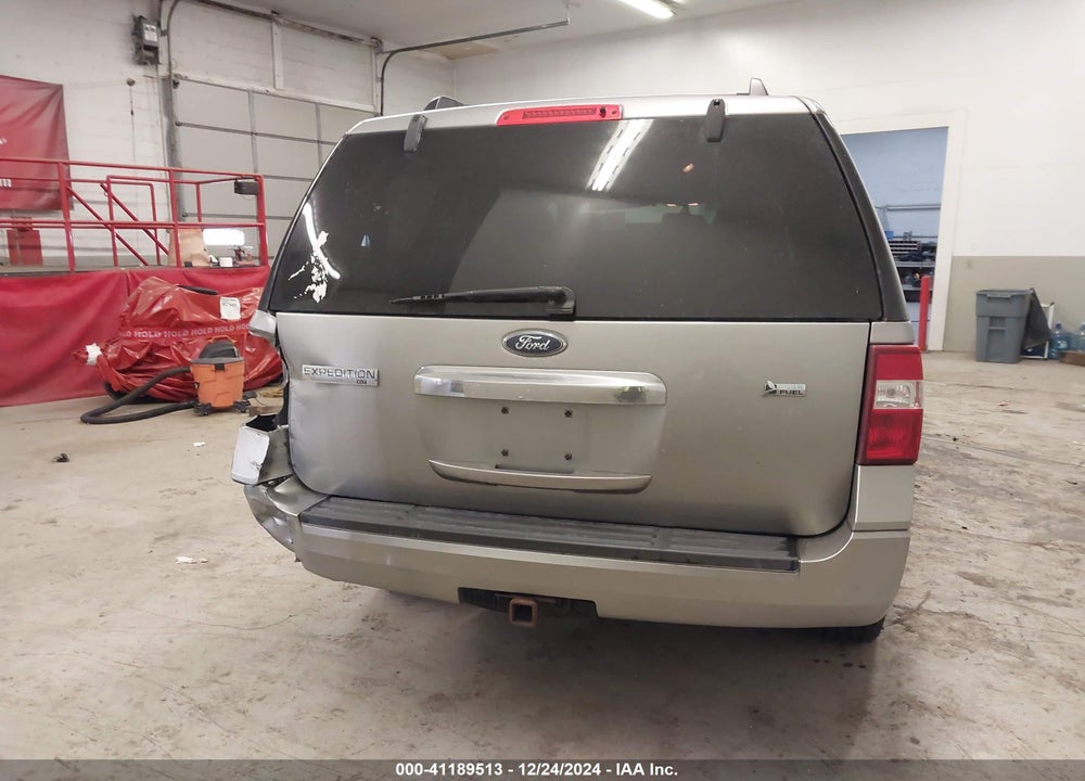 2009 FORD EXPEDITION XLT VIN: 1FMFU16589LA00472