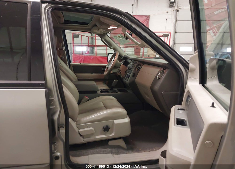 2009 FORD EXPEDITION XLT VIN: 1FMFU16589LA00472