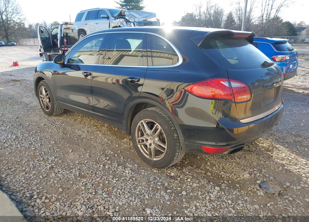 2011 PORSCHE CAYENNE VIN: WP1AA2A27BLA01496