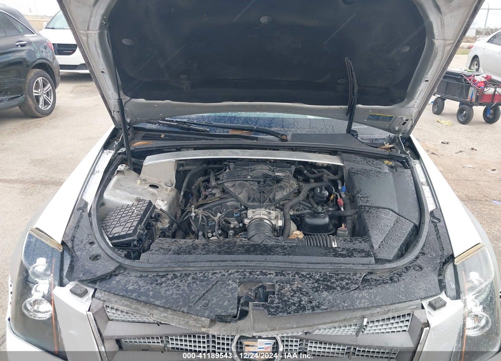 2010 CADILLAC CTS LUXURY VIN: 1G6DE5EG6A0108228