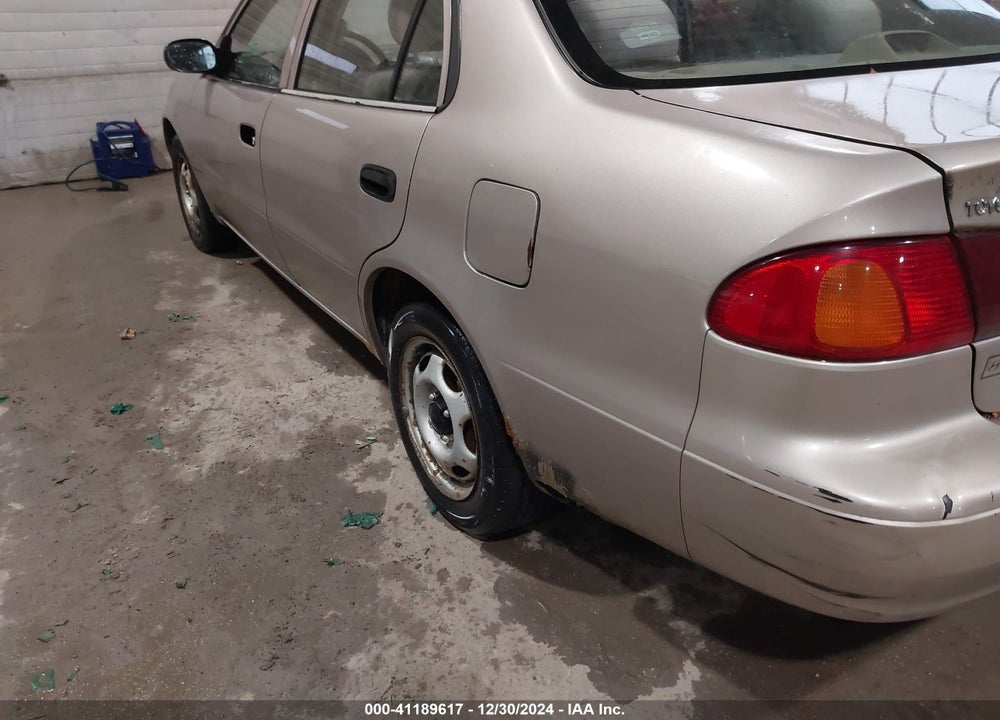 2002 TOYOTA COROLLA CE VIN: 2T1BR12E62C567609