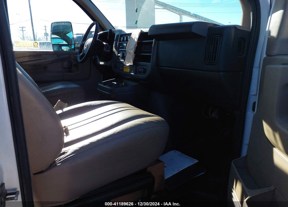 2015 CHEVROLET EXPRESS CUTAWAY 4500 VIN: 1GB6G5CG5F1156554
