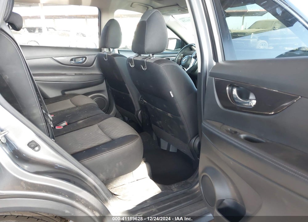 2018 NISSAN ROGUE VIN: JN8AT2MT3JW459263