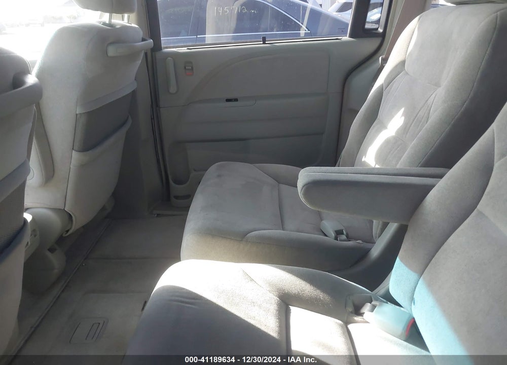 2005 HONDA ODYSSEY EX VIN: 5FNRL38495B424406