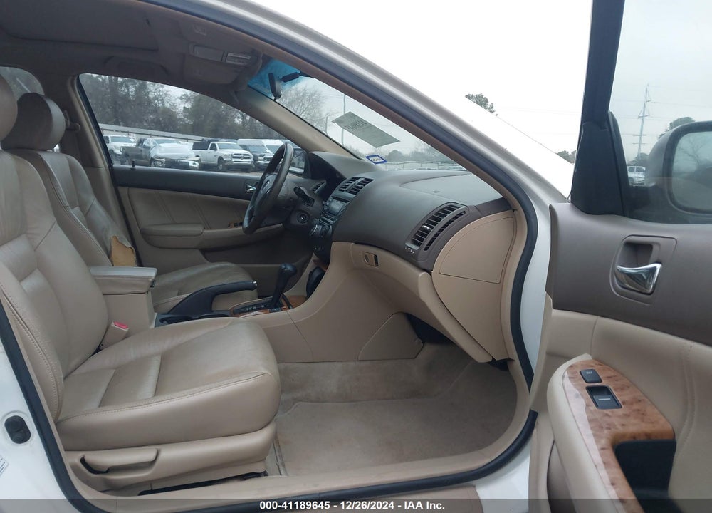 2004 HONDA ACCORD 2.4 EX VIN: 1HGCM56814A111914