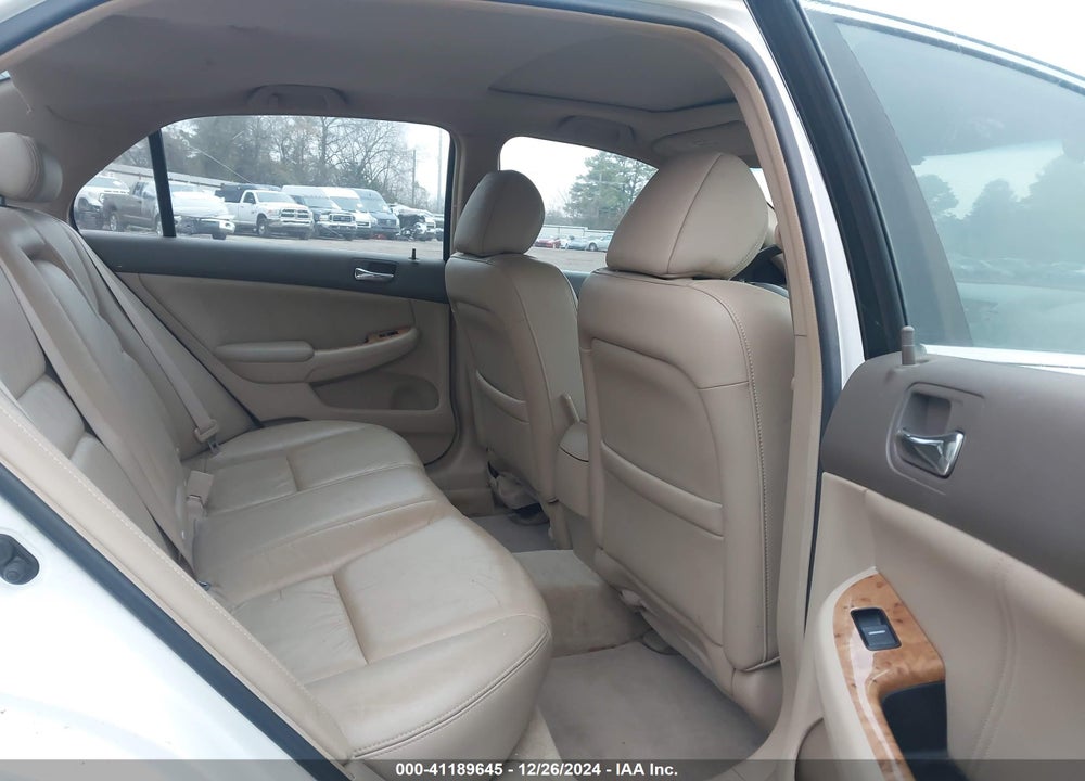 2004 HONDA ACCORD 2.4 EX VIN: 1HGCM56814A111914