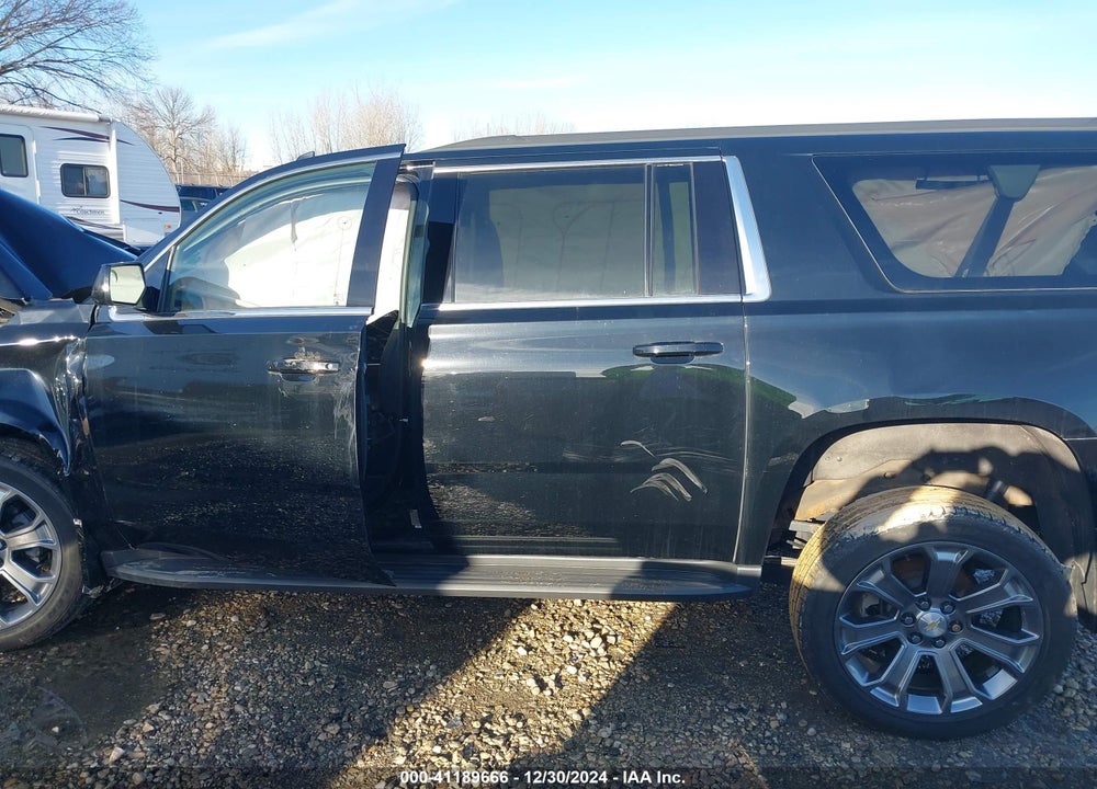 2016 CHEVROLET SUBURBAN LT VIN: 1GNSKHKC9GR289059
