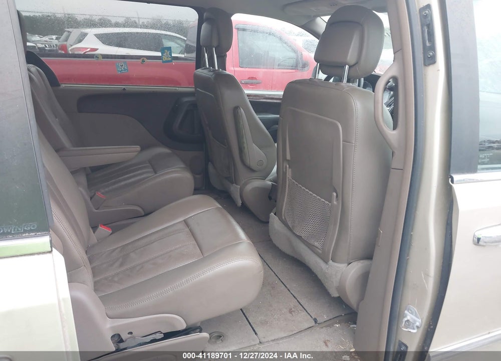 2011 CHRYSLER TOWN & COUNTRY TOURING-L VIN: 2A4RR8DG6BR617893