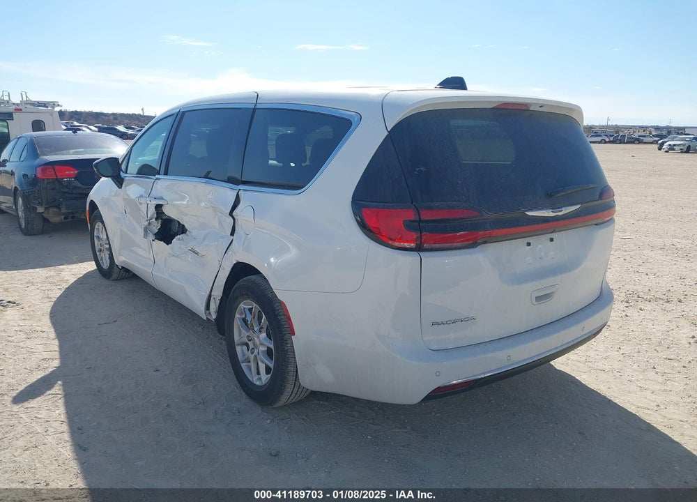 2025 CHRYSLER PACIFICA SELECT VIN: 2C4RC1BG8SR520583