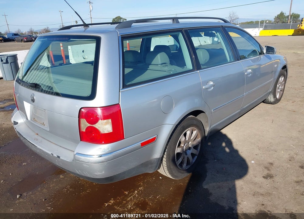 2002 VOLKSWAGEN PASSAT GLS VIN: WVWVD63BX2E389844