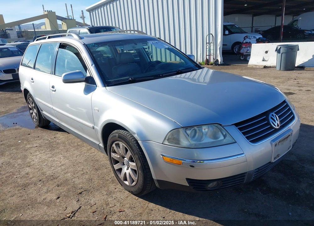 2002 VOLKSWAGEN PASSAT GLS VIN: WVWVD63BX2E389844