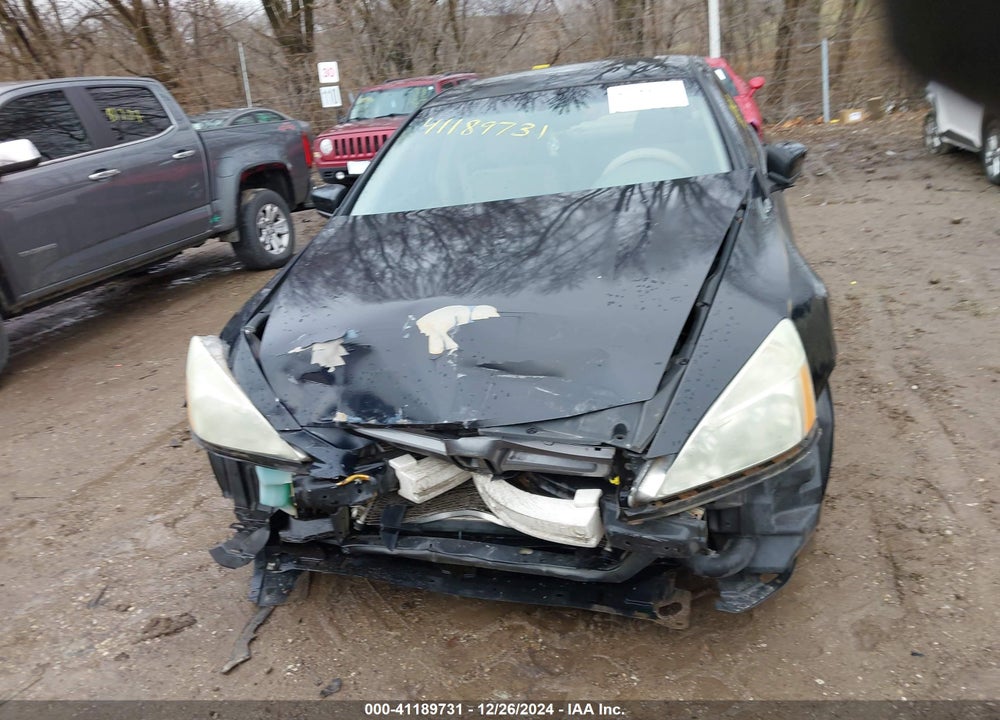 2005 HONDA ACCORD 2.4 EX VIN: 1HGCM56795A015232