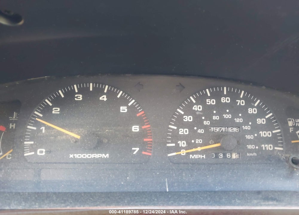 1996 TOYOTA 4RUNNER SR5 VIN: JT3GN86R9T0013536
