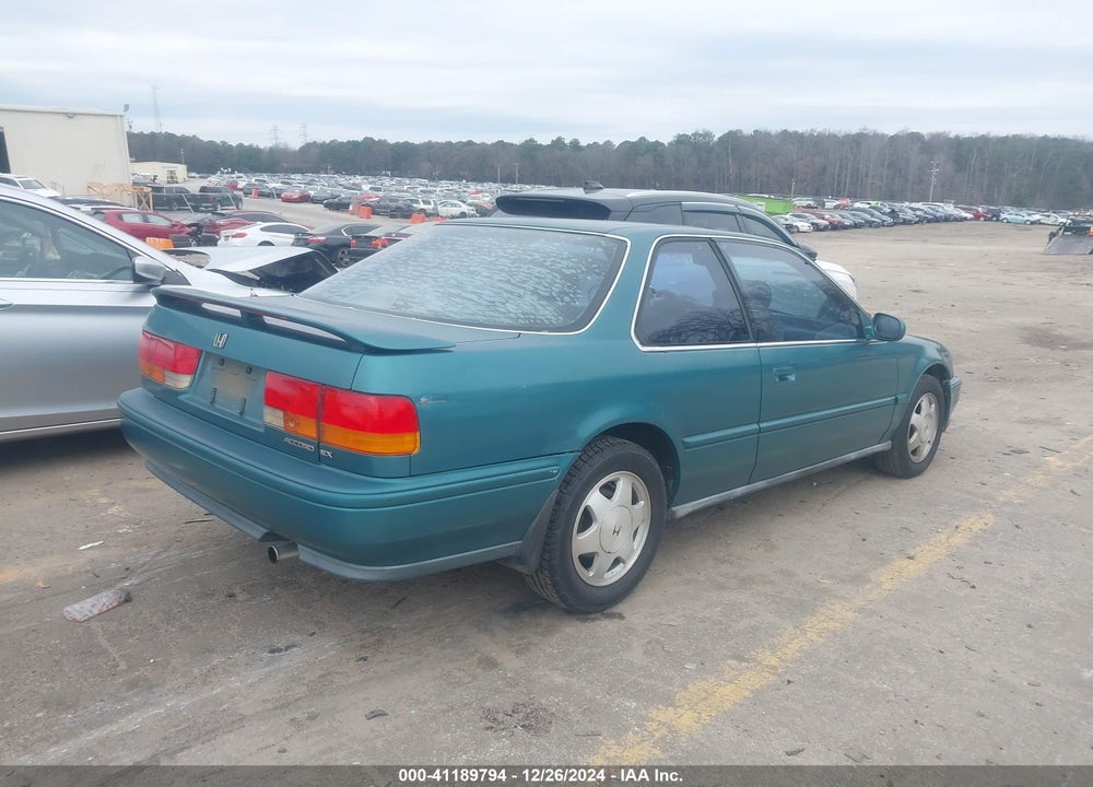 1992 HONDA ACCORD EX VIN: 1HGCB7275NA030849
