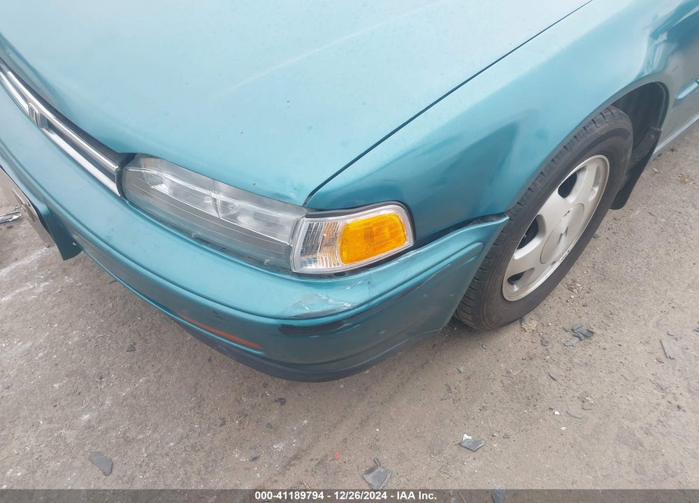 1992 HONDA ACCORD EX VIN: 1HGCB7275NA030849