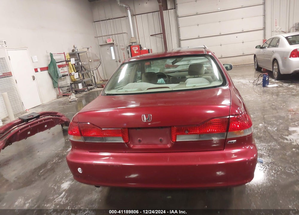 2001 HONDA ACCORD 3.0 LX VIN: 1HGCG16481A021412