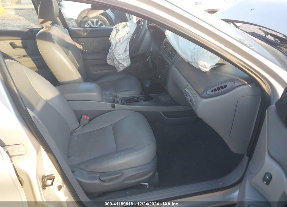 2005 FORD TAURUS SE VIN: 1FAFP53UX5A300542