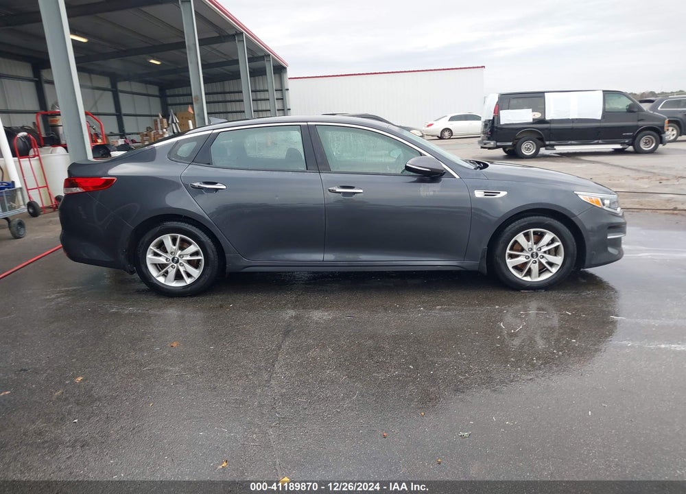 2017 KIA OPTIMA VIN: KNAGT4L31H5137463