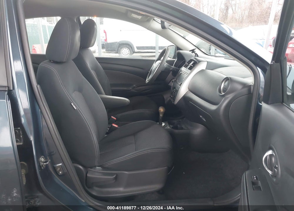 2016 NISSAN VERSA 1.6 SV VIN: 3N1CN7AP1GL832739