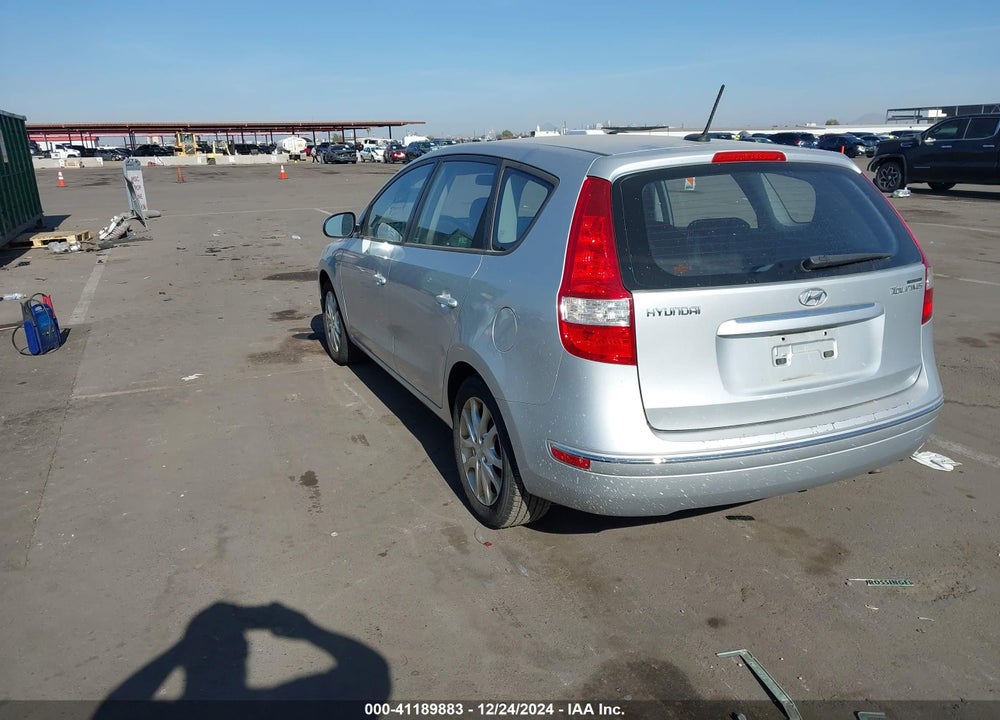 2009 HYUNDAI ELANTRA TOURING VIN: KMHDC86E39U046174
