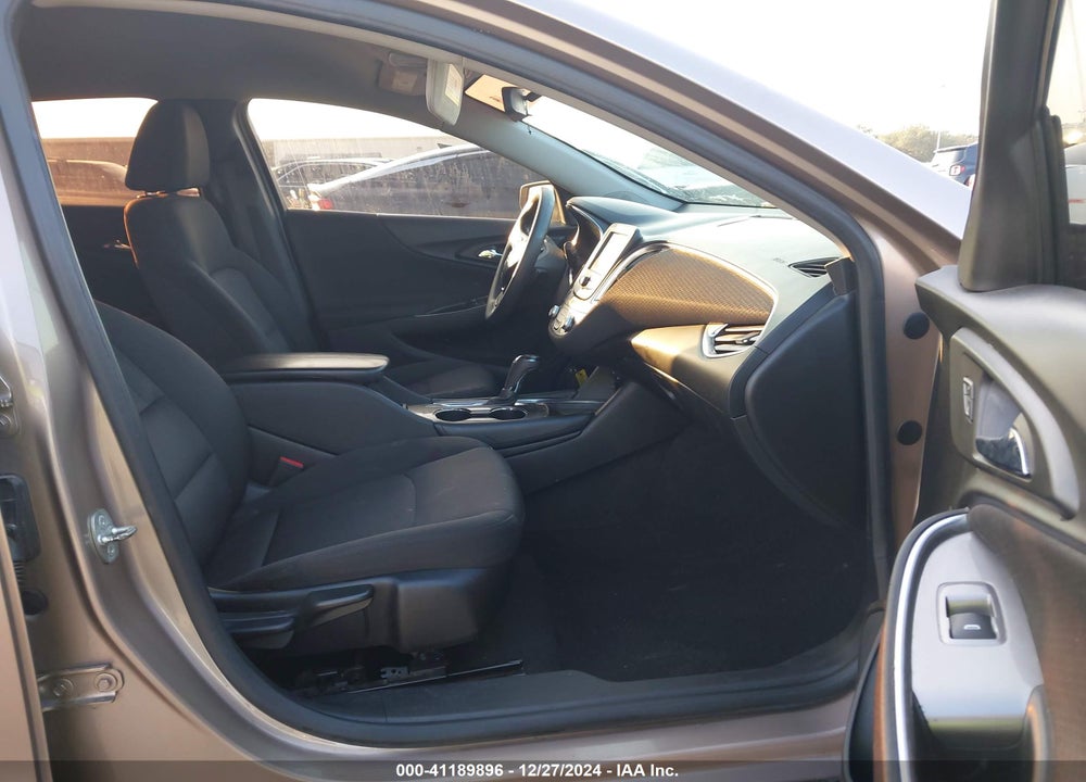 2018 CHEVROLET MALIBU VIN: 1G1ZD5ST0JF192933