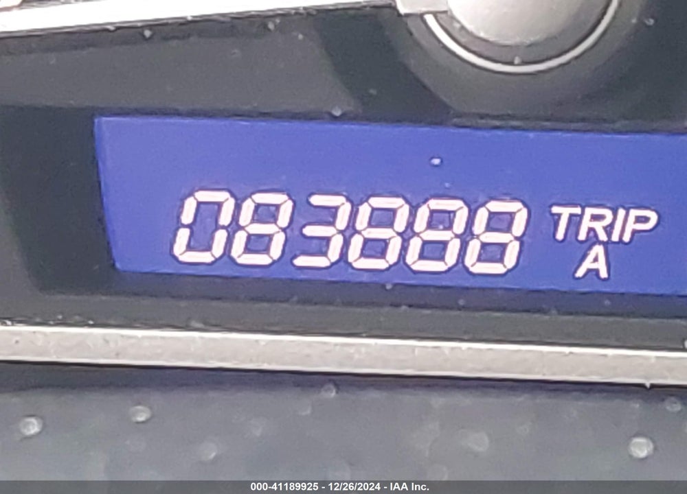 2011 HONDA CIVIC LX VIN: 2HGFA1F5XBH516298